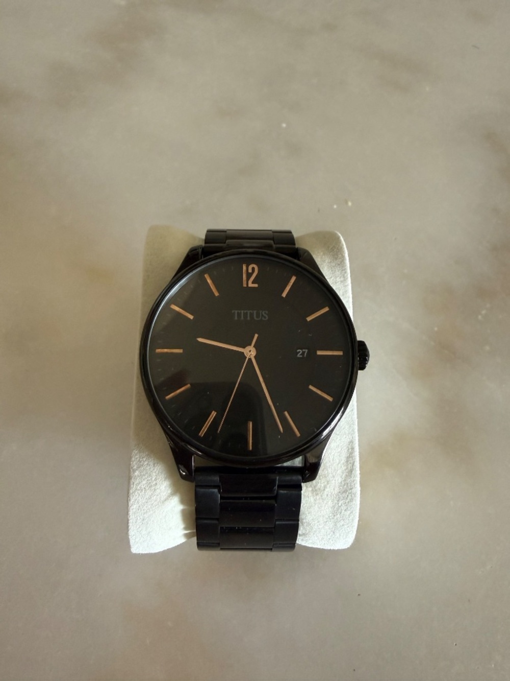 Solvm et Titus Black Rose Gold Stainless Steel Watch 38mm